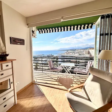 A Centre Au Bord De La Mere Netflix & Parking * Marbella